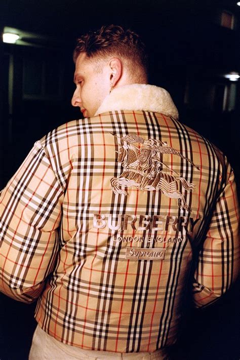 supreme burberry 2018|burberry x supreme 2022.